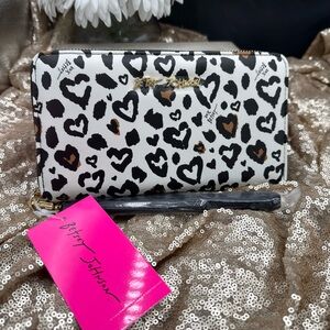 Betsey Johnson White and Black Heart Animal Print Wallet